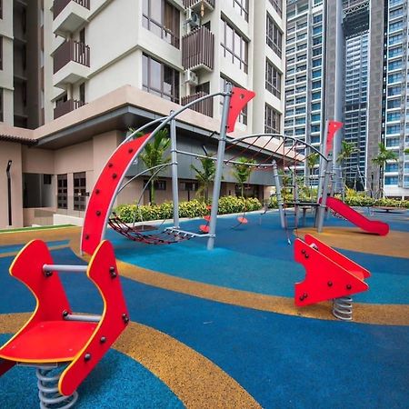 New Bali Residence Seaview L 8 Pax L Kids Friendly L Water Theme Park L 5Mins To Jonker L Kids Slide Melaka Zewnętrze zdjęcie
